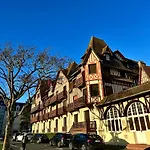 Apartament Joli T2 Situe Dans Le Coeur De *